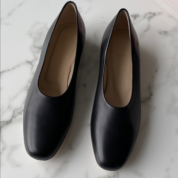Theory Shoes - NEW Theory Black Leather Flats